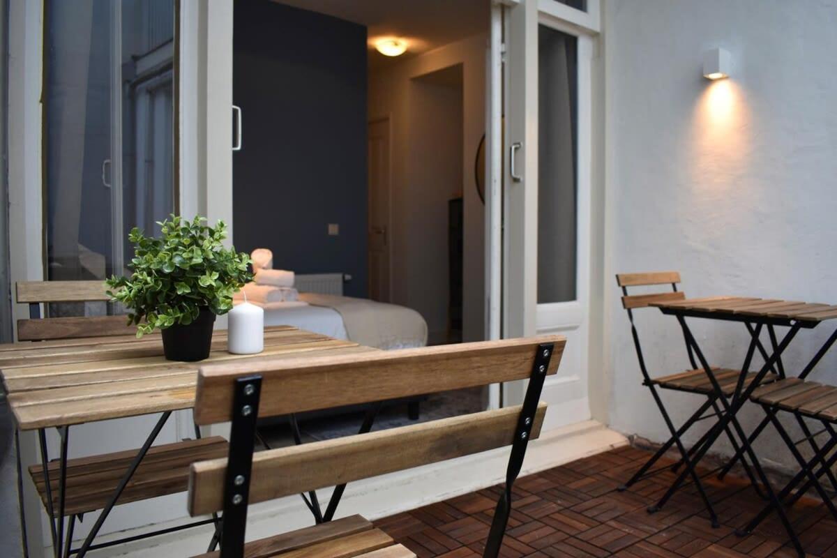 Rembrandtplein House A Bed and Breakfast Amsterdam Eksteriør billede